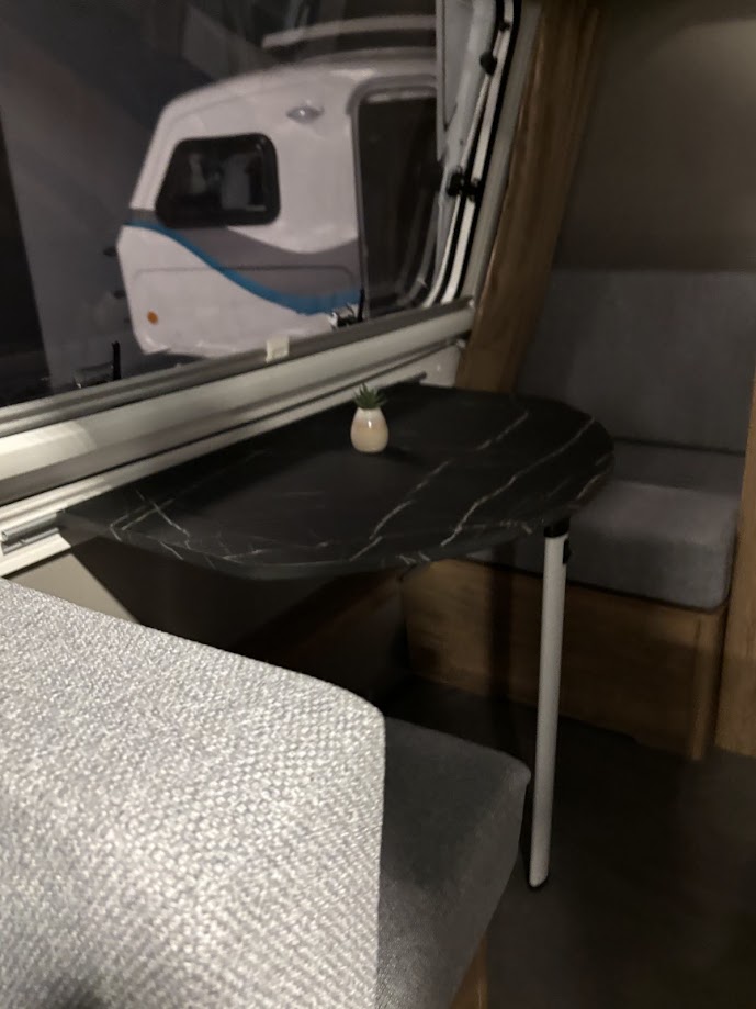Innenraum des N126N